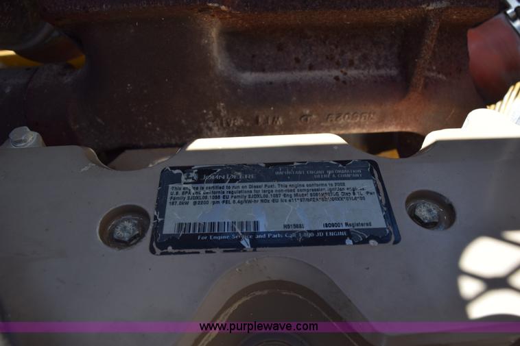 image for item K6062 2002 Vermeer T655 Commander II trencher