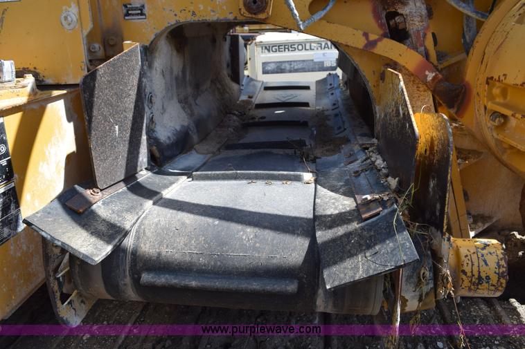 image for item K6062 2002 Vermeer T655 Commander II trencher