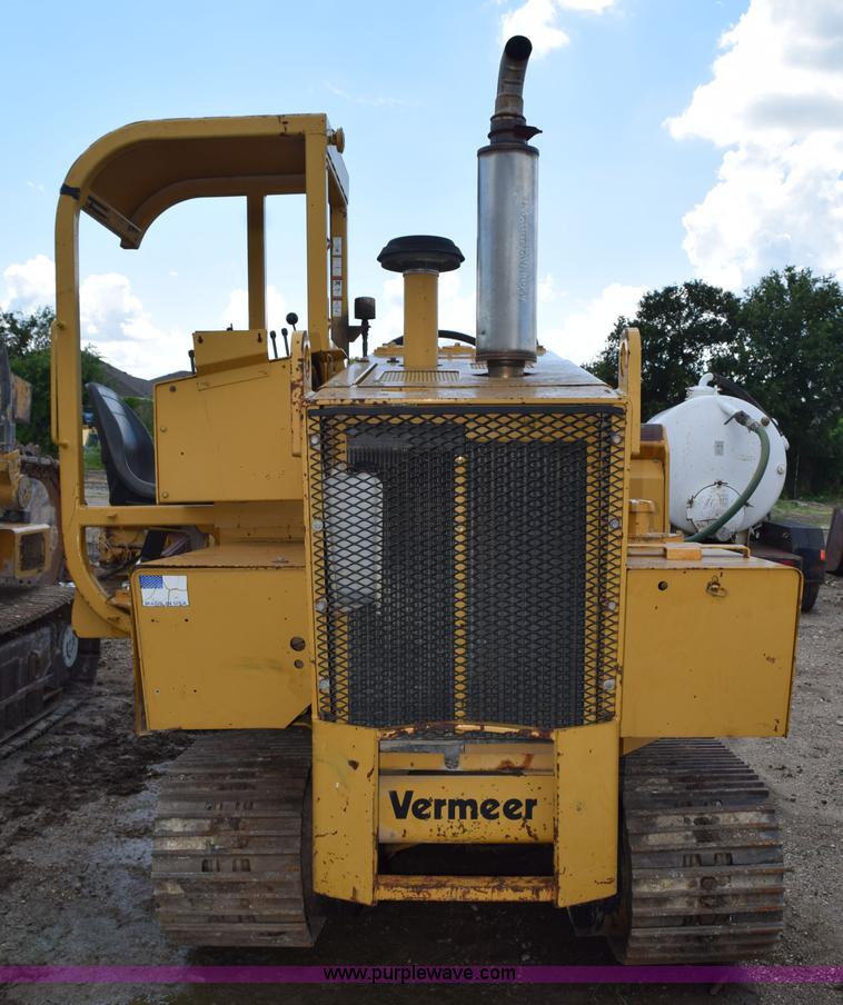 image for item K6063 1999 Vermeer T455 trencher