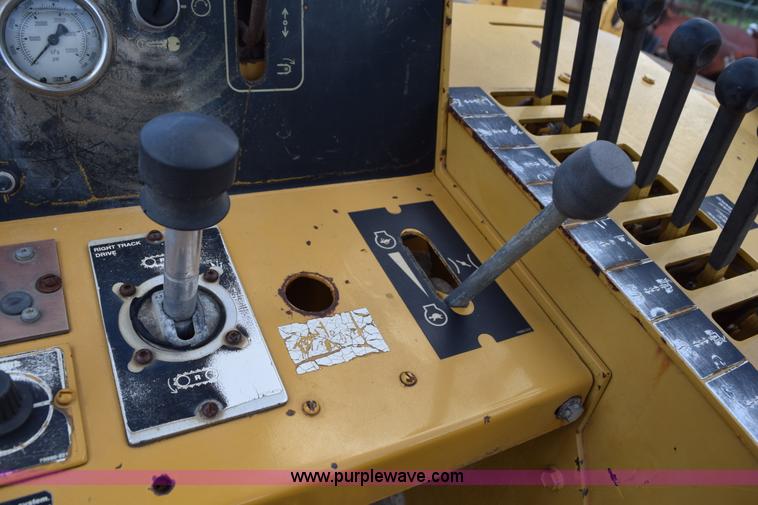 image for item K6063 1999 Vermeer T455 trencher