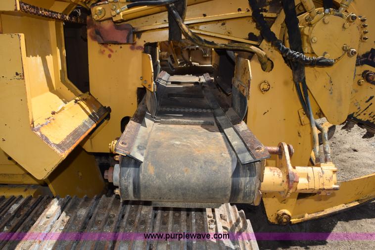 image for item K6063 1999 Vermeer T455 trencher