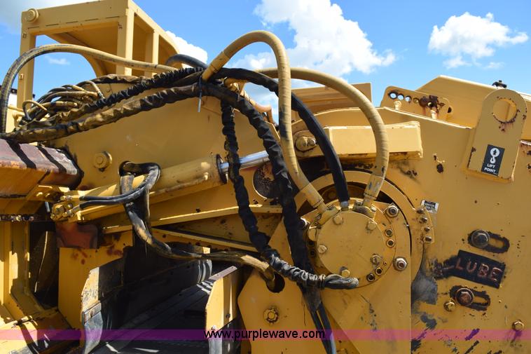 image for item K6063 1999 Vermeer T455 trencher