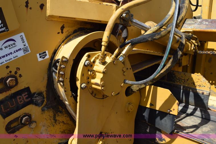 image for item K6063 1999 Vermeer T455 trencher