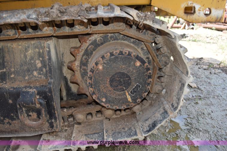 image for item K6063 1999 Vermeer T455 trencher