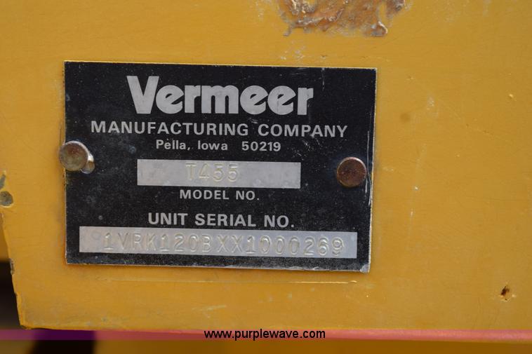 image for item K6063 1999 Vermeer T455 trencher