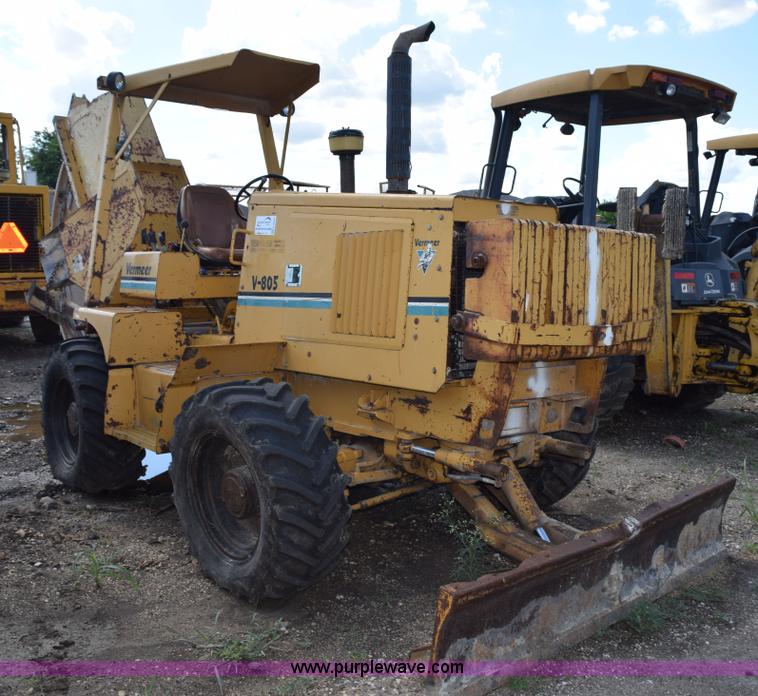 image for item K6065 1993 Vermeer V8050 rock saw