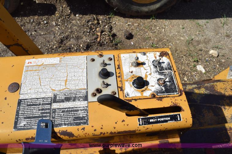 image for item K6065 1993 Vermeer V8050 rock saw