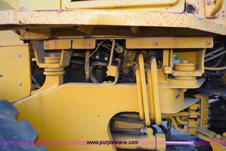 image for item K6066 1985 Caterpillar 936 wheel loader