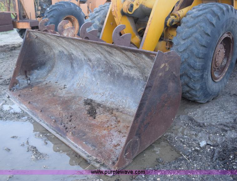 image for item K6066 1985 Caterpillar 936 wheel loader
