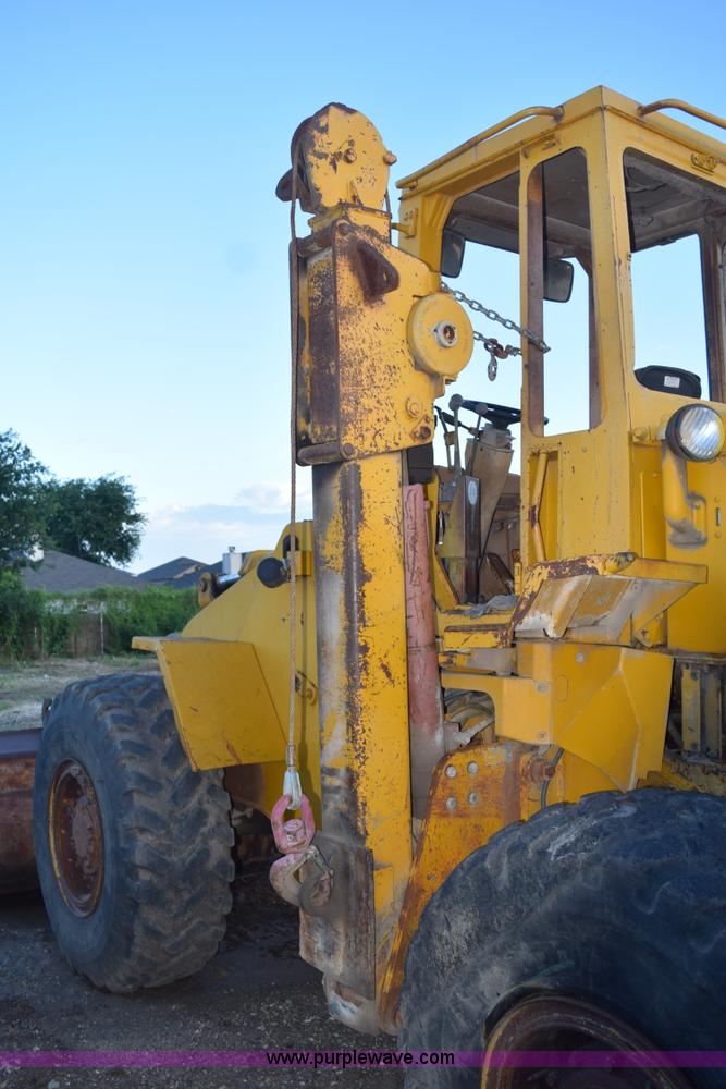 image for item K6066 1985 Caterpillar 936 wheel loader