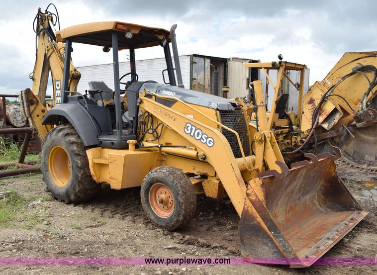 image for item K6068 2002 John Deere 310SG backhoe