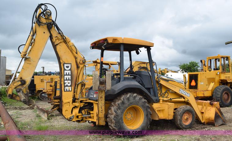image for item K6068 2002 John Deere 310SG backhoe