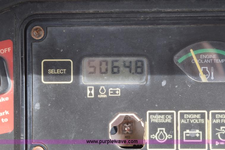 image for item K6068 2002 John Deere 310SG backhoe