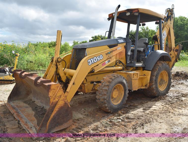 image for item K6069 2005 John Deere 310SG backhoe