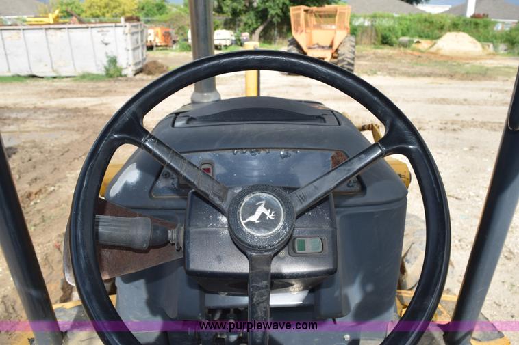 image for item K6069 2005 John Deere 310SG backhoe