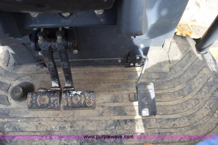 image for item K6069 2005 John Deere 310SG backhoe