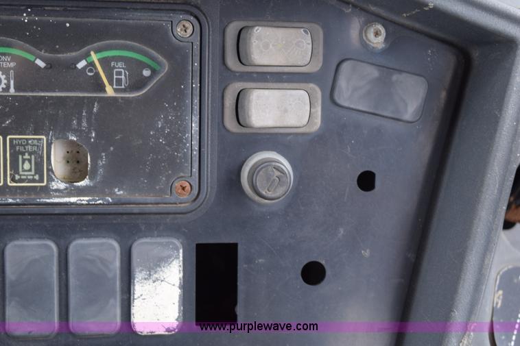 image for item K6069 2005 John Deere 310SG backhoe