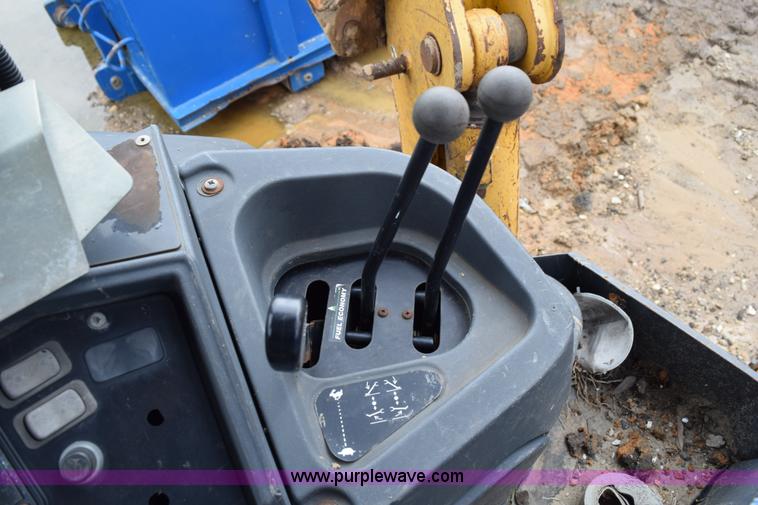 image for item K6069 2005 John Deere 310SG backhoe