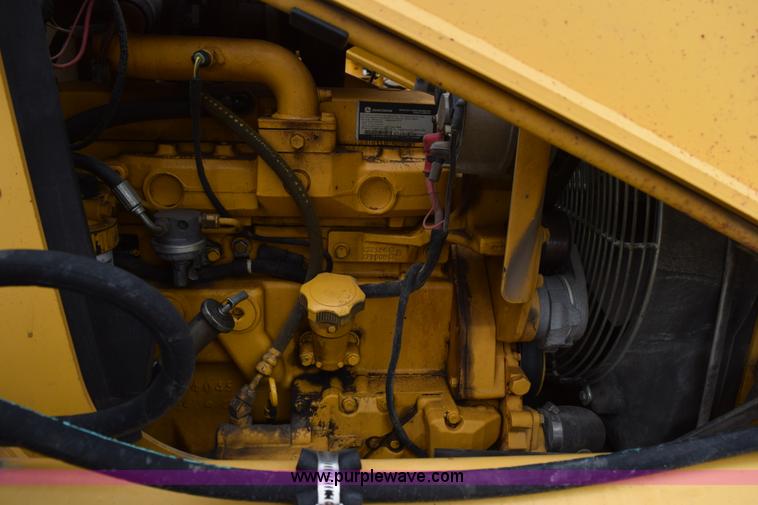 image for item K6069 2005 John Deere 310SG backhoe