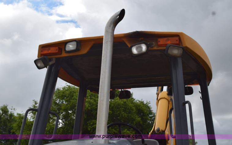 image for item K6069 2005 John Deere 310SG backhoe