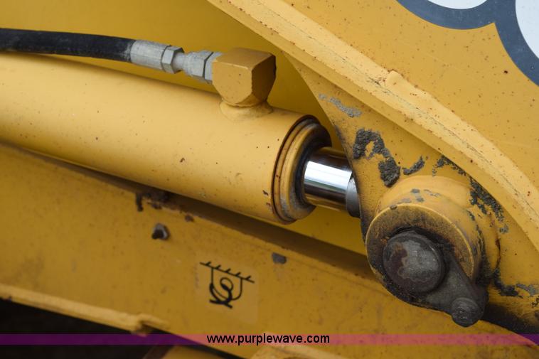 image for item K6069 2005 John Deere 310SG backhoe