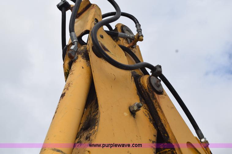 image for item K6069 2005 John Deere 310SG backhoe
