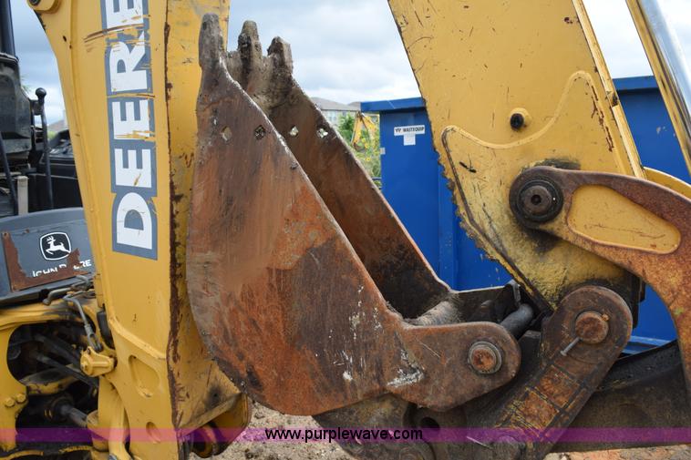 image for item K6069 2005 John Deere 310SG backhoe