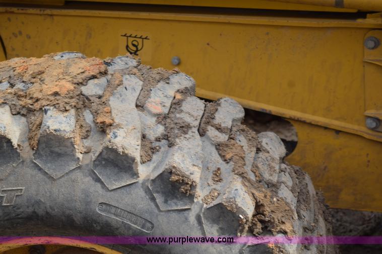 image for item K6069 2005 John Deere 310SG backhoe