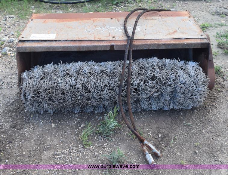 image for item K6070 Bobcat Sweeper 60 skid steer broom