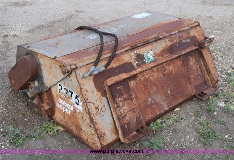 image for item K6070 Bobcat Sweeper 60 skid steer broom