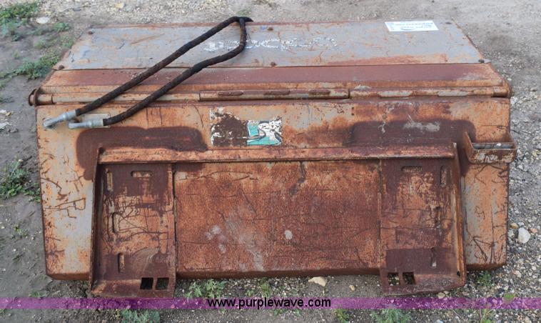 image for item K6070 Bobcat Sweeper 60 skid steer broom