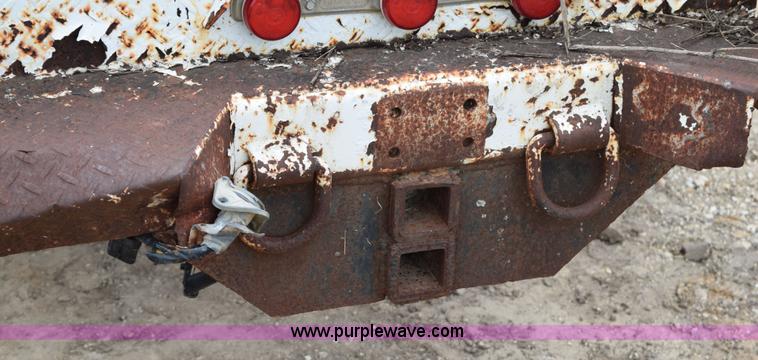 image for item K6072 1997 Ford F450 Super Duty truck cab and chassis