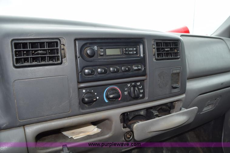 image for item K6073 1999 Ford F450 flatbed truck