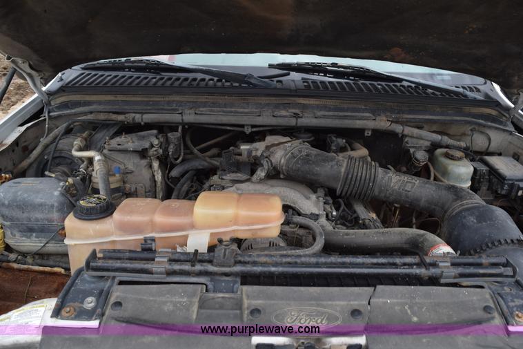 image for item K6073 1999 Ford F450 flatbed truck