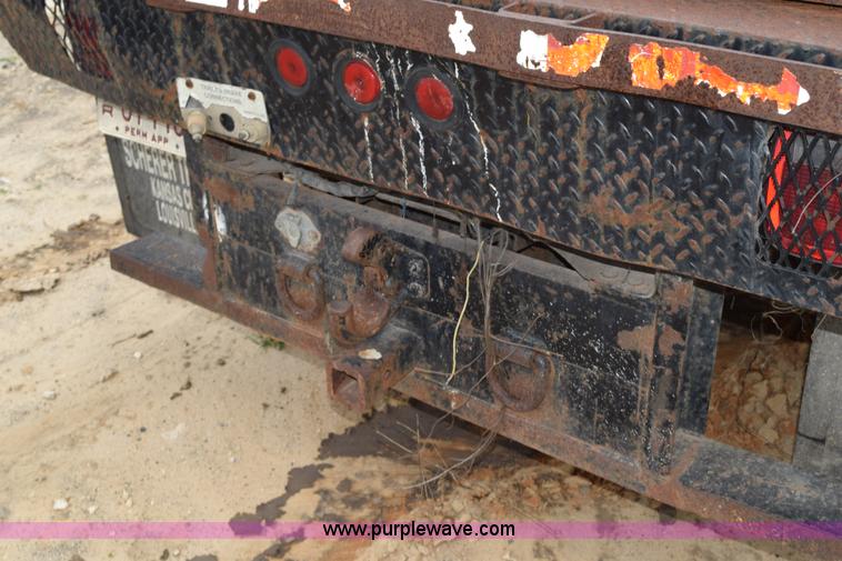 image for item K6073 1999 Ford F450 flatbed truck