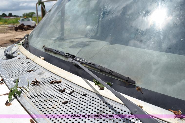 image for item K6075 1991 Ford F700 dump truck