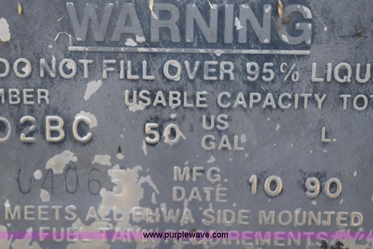 image for item K6075 1991 Ford F700 dump truck