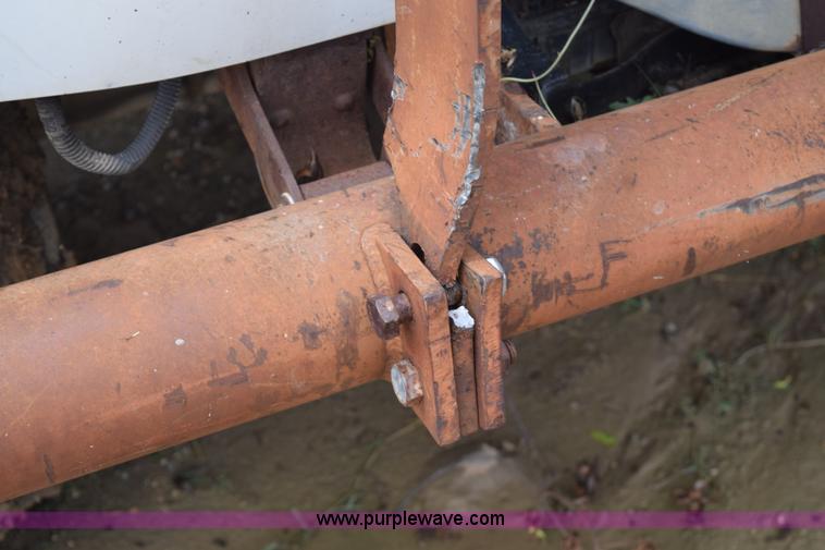 image for item K6075 1991 Ford F700 dump truck