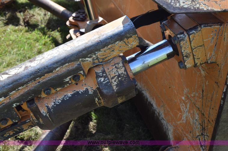 image for item K6095 2005 Case 1850K dozer