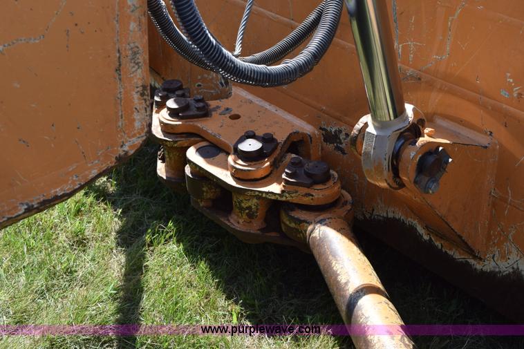 image for item K6095 2005 Case 1850K dozer