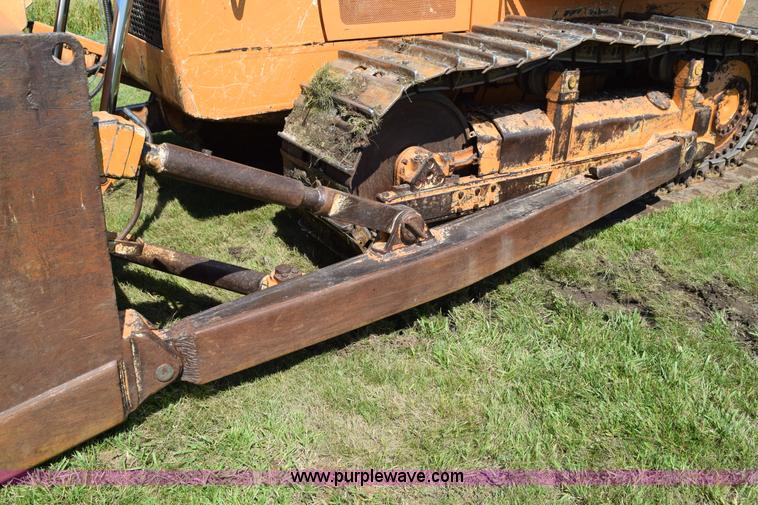image for item K6095 2005 Case 1850K dozer