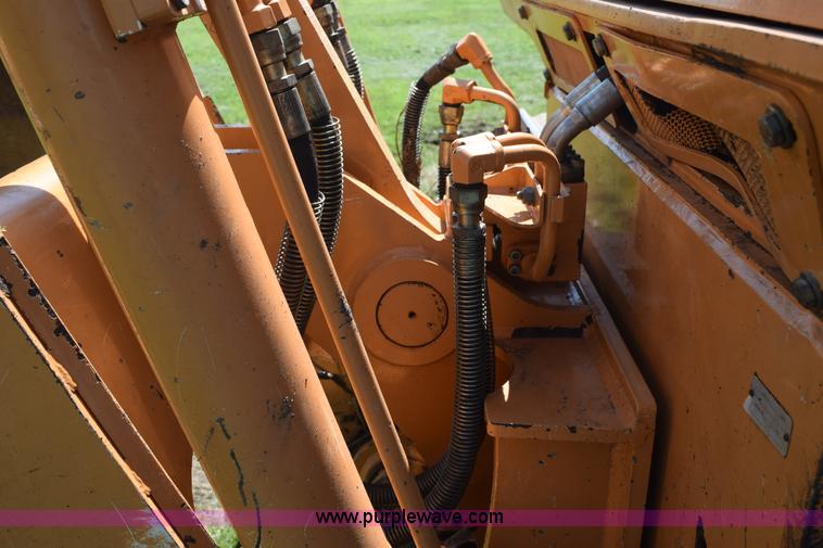 image for item K6095 2005 Case 1850K dozer