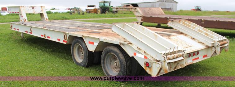 image for item K6911 1997 Holden HLB36225 equipment trailer