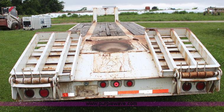 image for item K6911 1997 Holden HLB36225 equipment trailer