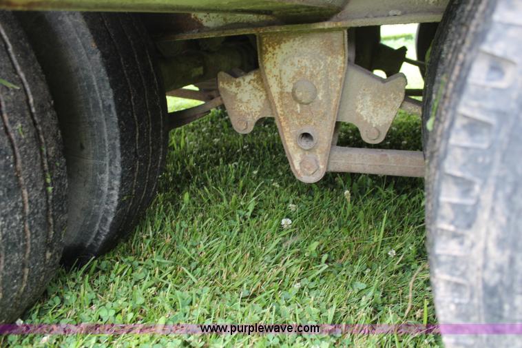 image for item K6911 1997 Holden HLB36225 equipment trailer