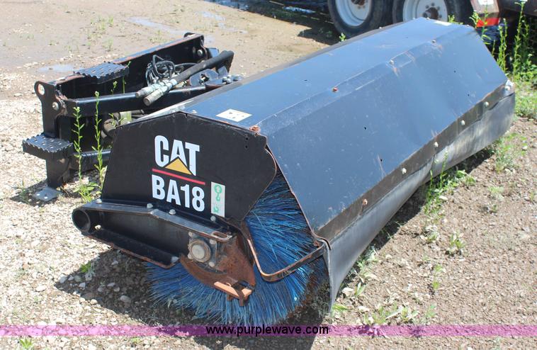 image for item K6998 2006 Caterpillar BA18 skid steer broom