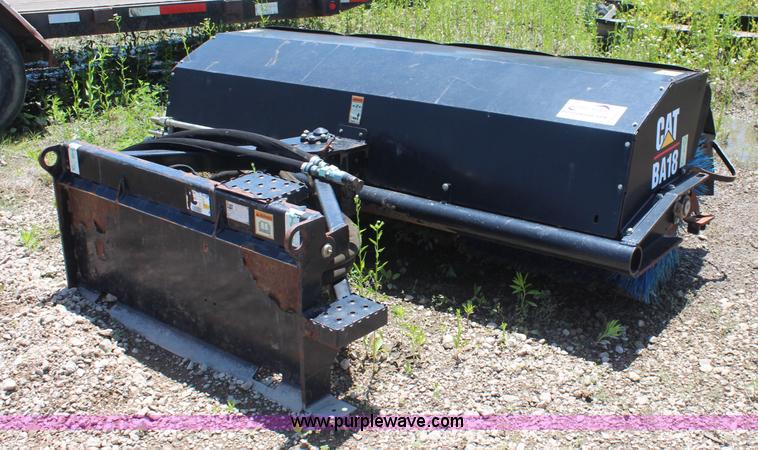 image for item K6998 2006 Caterpillar BA18 skid steer broom