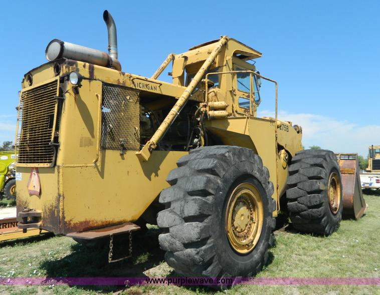 image for item K8116 Michigan 275B wheel loader