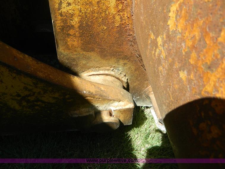 image for item K8116 Michigan 275B wheel loader