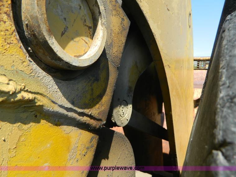 image for item K8116 Michigan 275B wheel loader